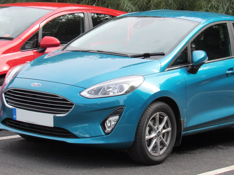 Ford Fiesta, ön yan görünüm